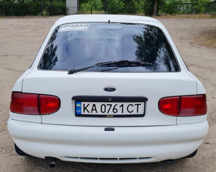 Белый Форд Эскорт, объемом двигателя 1.6 л и пробегом 375 тыс. км за 2900 $, фото 4 на Automoto.ua