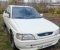 Белый Форд Эскорт, объемом двигателя 6 л и пробегом 8 тыс. км за 550 $, фото 1 на Automoto.ua