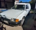 Белый Форд Эскорт, объемом двигателя 1 л и пробегом 300 тыс. км за 1500 $, фото 1 на Automoto.ua