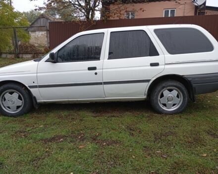 Білий Форд Ескорт, об'ємом двигуна 1.8 л та пробігом 84 тис. км за 1400 $, фото 2 на Automoto.ua