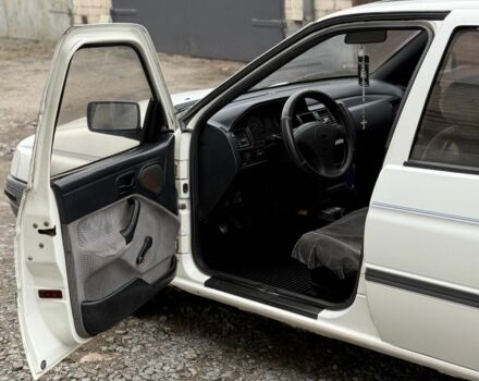 Білий Форд Ескорт, об'ємом двигуна 1.4 л та пробігом 250 тис. км за 750 $, фото 6 на Automoto.ua