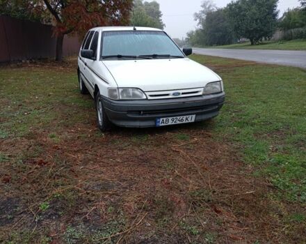 Білий Форд Ескорт, об'ємом двигуна 1.8 л та пробігом 84 тис. км за 1400 $, фото 4 на Automoto.ua