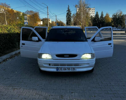 Белый Форд Эскорт, объемом двигателя 1.4 л и пробегом 151 тыс. км за 1750 $, фото 1 на Automoto.ua