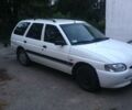 Белый Форд Эскорт, объемом двигателя 1.8 л и пробегом 40 тыс. км за 2400 $, фото 5 на Automoto.ua