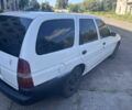 Белый Форд Эскорт, объемом двигателя 1.3 л и пробегом 300 тыс. км за 1100 $, фото 4 на Automoto.ua