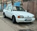 Білий Форд Ескорт, об'ємом двигуна 1.3 л та пробігом 200 тис. км за 399 $, фото 1 на Automoto.ua