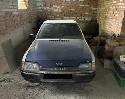 Белый Форд Эскорт, объемом двигателя 1.6 л и пробегом 59 тыс. км за 2600 $, фото 1 на Automoto.ua