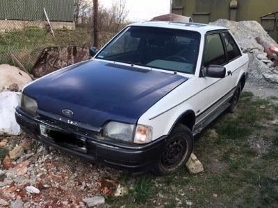 Білий Форд Ескорт, об'ємом двигуна 1.6 л та пробігом 69 тис. км за 1999 $, фото 1 на Automoto.ua