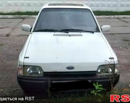 Белый Форд Эскорт, объемом двигателя 1.3 л и пробегом 0 тыс. км за 450 $, фото 1 на Automoto.ua