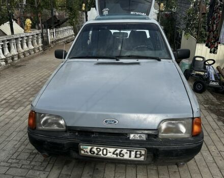 Белый Форд Эскорт, объемом двигателя 1.3 л и пробегом 3 тыс. км за 180 $, фото 1 на Automoto.ua
