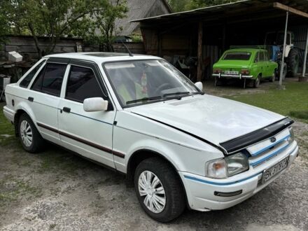 Форд Ескорт 1988 у Рівному на Automoto.ua Білий Форд Ескорт, об'ємом двигуна 1.3 л та пробігом 1000 тис. км за 1100 $, фото 1 на Automoto.ua