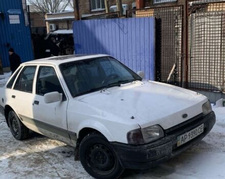 Белый Форд Эскорт, объемом двигателя 1.3 л и пробегом 1 тыс. км за 763 $, фото 1 на Automoto.ua
