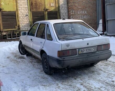 Белый Форд Эскорт, объемом двигателя 1.6 л и пробегом 1 тыс. км за 577 $, фото 1 на Automoto.ua