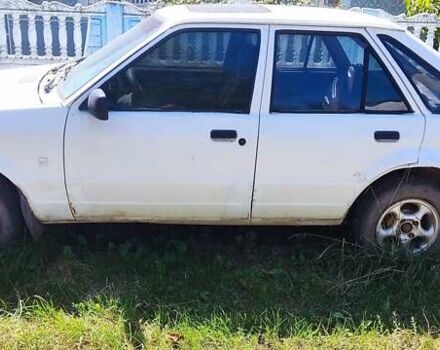 Білий Форд Ескорт, об'ємом двигуна 0 л та пробігом 26 тис. км за 750 $, фото 1 на Automoto.ua
