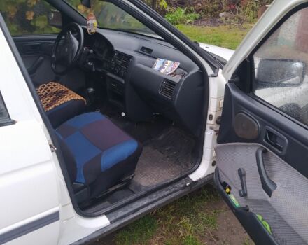 Белый Форд Эскорт, объемом двигателя 1 л и пробегом 160 тыс. км за 1205 $, фото 1 на Automoto.ua