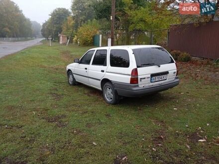 Форд Ескорт 1992 у Борисполе на Automoto.ua Білий Форд Ескорт, об'ємом двигуна 1.8 л та пробігом 84 тис. км за 1400 $, фото 1 на Automoto.ua