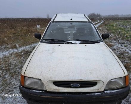 Білий Форд Ескорт, об'ємом двигуна 0 л та пробігом 10 тис. км за 500 $, фото 1 на Automoto.ua