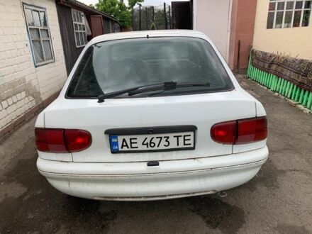 Форд Эскорт 1993 в Павлограде на Automoto.ua Белый Форд Эскорт, объемом двигателя 1.4 л и пробегом 200 тыс. км за 557 $, фото 1 на Automoto.ua