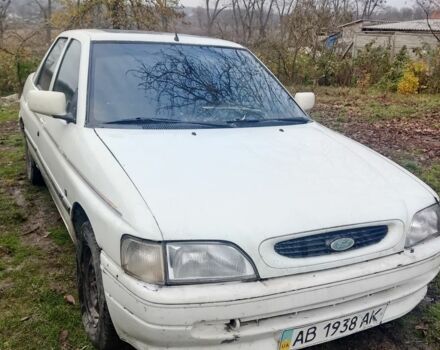 Белый Форд Эскорт, объемом двигателя 6 л и пробегом 8 тыс. км за 550 $, фото 1 на Automoto.ua