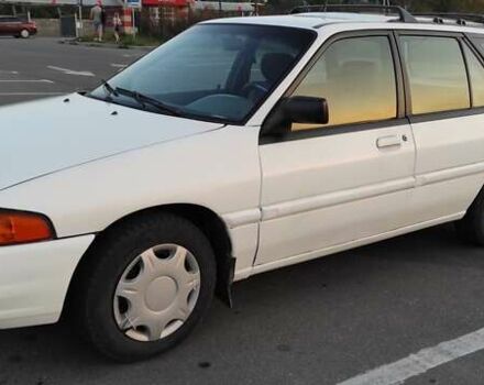 Белый Форд Эскорт, объемом двигателя 1.9 л и пробегом 259 тыс. км за 1500 $, фото 1 на Automoto.ua