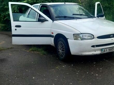 Білий Форд Ескорт, об'ємом двигуна 1.4 л та пробігом 777 тис. км за 650 $, фото 1 на Automoto.ua