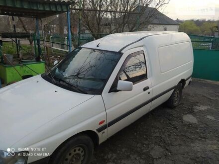 Форд Эскорт 1996 в Первомайске на Automoto.ua Белый Форд Эскорт, объемом двигателя 1.8 л и пробегом 250 тыс. км за 1500 $, фото 1 на Automoto.ua