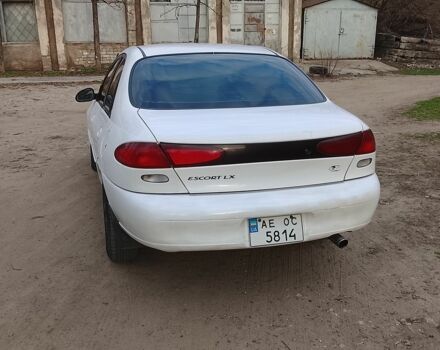 Білий Форд Ескорт, об'ємом двигуна 2 л та пробігом 278 тис. км за 1016 $, фото 1 на Automoto.ua