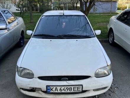 Форд Эскорт 2000 в Киеве на Automoto.ua Белый Форд Эскорт, объемом двигателя 1.6 л и пробегом 320 тыс. км за 850 $, фото 1 на Automoto.ua