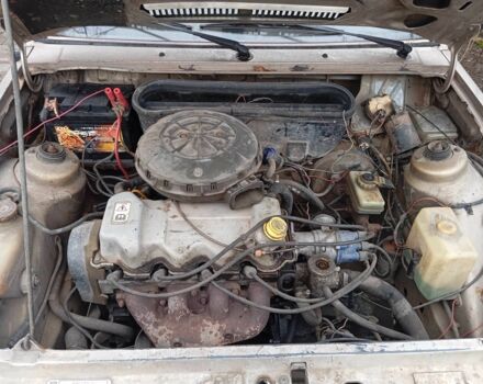 Бежевый Форд Эскорт, объемом двигателя 1.4 л и пробегом 189 тыс. км за 500 $, фото 6 на Automoto.ua