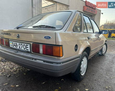 Бежевий Форд Ескорт, об'ємом двигуна 1.4 л та пробігом 150 тис. км за 880 $, фото 9 на Automoto.ua