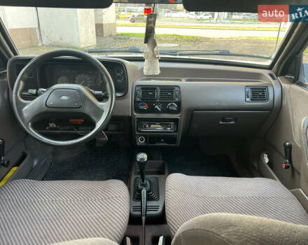 Бежевий Форд Ескорт, об'ємом двигуна 1.4 л та пробігом 150 тис. км за 880 $, фото 17 на Automoto.ua