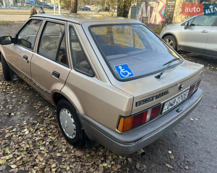Бежевий Форд Ескорт, об'ємом двигуна 1.4 л та пробігом 150 тис. км за 880 $, фото 6 на Automoto.ua