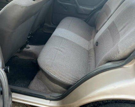 Бежевий Форд Ескорт, об'ємом двигуна 1.4 л та пробігом 150 тис. км за 880 $, фото 16 на Automoto.ua