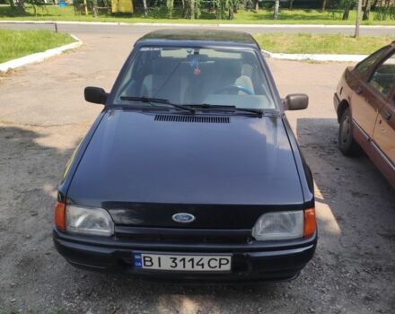 Черный Форд Эскорт, объемом двигателя 1.4 л и пробегом 20 тыс. км за 1076 $, фото 3 на Automoto.ua