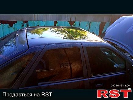 Черный Форд Эскорт, объемом двигателя 1.4 л и пробегом 100 тыс. км за 700 $, фото 4 на Automoto.ua