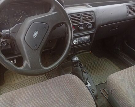 Чорний Форд Ескорт, об'ємом двигуна 1.3 л та пробігом 3 тис. км за 404 $, фото 6 на Automoto.ua