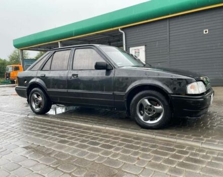 Черный Форд Эскорт, объемом двигателя 0 л и пробегом 777 тыс. км за 355 $, фото 1 на Automoto.ua