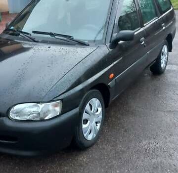 Черный Форд Эскорт, объемом двигателя 1.6 л и пробегом 349 тыс. км за 2000 $, фото 8 на Automoto.ua