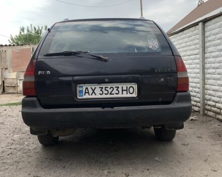 Чорний Форд Ескорт, об'ємом двигуна 1.8 л та пробігом 390 тис. км за 1550 $, фото 2 на Automoto.ua