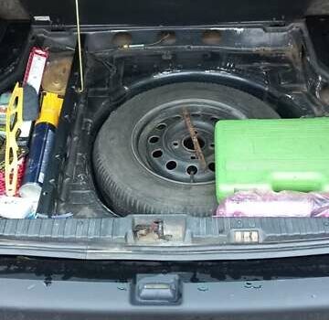 Черный Форд Эскорт, объемом двигателя 1.6 л и пробегом 349 тыс. км за 2000 $, фото 17 на Automoto.ua