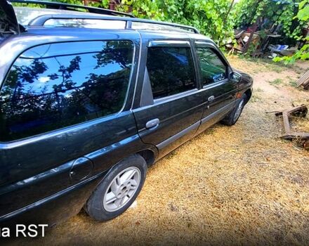 Чорний Форд Ескорт, об'ємом двигуна 1.6 л та пробігом 350 тис. км за 2200 $, фото 6 на Automoto.ua