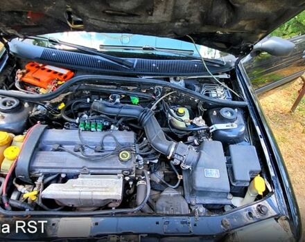 Чорний Форд Ескорт, об'ємом двигуна 1.6 л та пробігом 350 тис. км за 2200 $, фото 5 на Automoto.ua