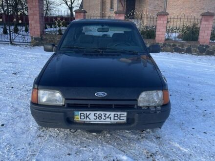 Чорний Форд Ескорт, об'ємом двигуна 1.6 л та пробігом 80 тис. км за 750 $, фото 1 на Automoto.ua