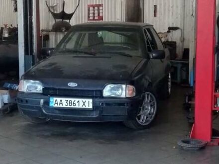 Форд Ескорт 1989 у Житомирі на Automoto.ua Чорний Форд Ескорт, об'ємом двигуна 1.6 л та пробігом 88 тис. км за 3200 $, фото 1 на Automoto.ua