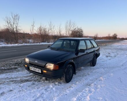 Черный Форд Эскорт, объемом двигателя 1.4 л и пробегом 354 тыс. км за 800 $, фото 1 на Automoto.ua