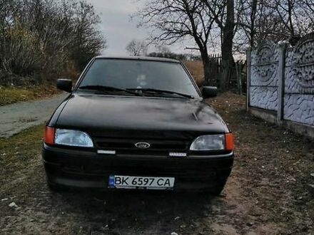 Форд Эскорт 1990 в Хмельницком на Automoto.ua Черный Форд Эскорт, объемом двигателя 1.6 л и пробегом 762 тыс. км за 1500 $, фото 1 на Automoto.ua