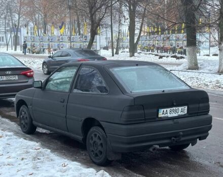 Черный Форд Эскорт, объемом двигателя 0 л и пробегом 69 тыс. км за 455 $, фото 1 на Automoto.ua