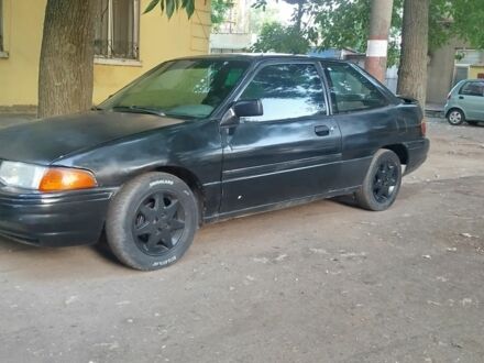 Форд Эскорт 1993 в Одессе на Automoto.ua Черный Форд Эскорт, объемом двигателя 1.9 л и пробегом 10 тыс. км за 1000 $, фото 1 на Automoto.ua