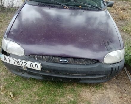 Фиолетовый Форд Эскорт, объемом двигателя 1.6 л и пробегом 160 тыс. км за 596 $, фото 2 на Automoto.ua