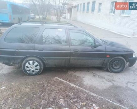 Фіолетовий Форд Ескорт, об'ємом двигуна 1.6 л та пробігом 450 тис. км за 1400 $, фото 2 на Automoto.ua